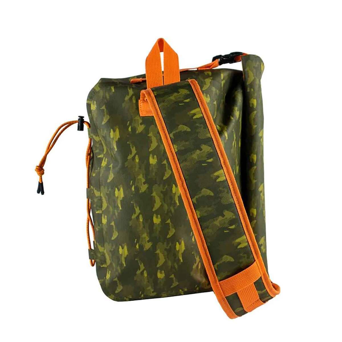 Chums Rolltop Sling Pack | Sportsman's Warehouse