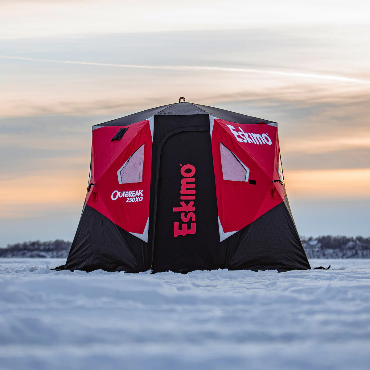 Eskimo Outbreak 250XD Hub Ice Fishing Shelter