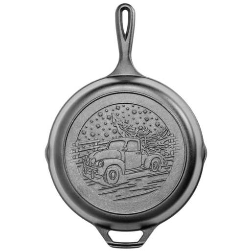 https://www.sportsmans.com/medias/lodge-holiday-truck-cast-iron-skillet-1025in-1824352-1.jpg?context=bWFzdGVyfGltYWdlc3wxOTc2N3xpbWFnZS9qcGVnfGhhMS9oOWYvMTE2MzM3MzUzMDMxOTgvNTE1LWNvbnZlcnNpb25Gb3JtYXRfYmFzZS1jb252ZXJzaW9uRm9ybWF0X3Ntdy0xODI0MzUyLTEuanBnfDQwZjVhODBjODEwMjcwN2EwYTRhZDJjYzQ3M2ZkMTUxODU4NDk0MDk0OWNmZTVkYWQwZWI3MzE4OTYzZmM0NWM