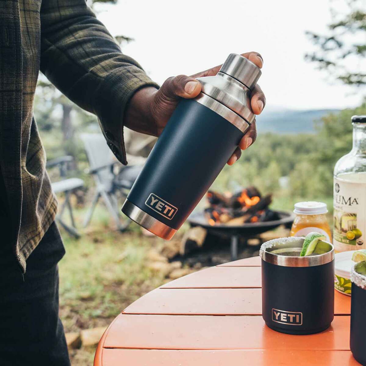 YETI Rambler 20oz Cocktail Shaker - Navy | Sportsman's Warehouse